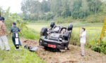 Mobil Rektor IAKN Toraja Alami Kecelakaan Lalu Lintas di Mengkendek
