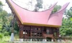 Ini Alasan Kenapa Tongkonan di Gandangbatu Sillanan Ini Memiliki Tiga Longa