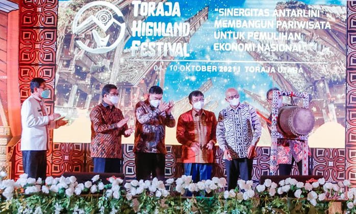 Toraja Utara Terima Dua Penghargaan di Grand Opening Toraja Highland Festival