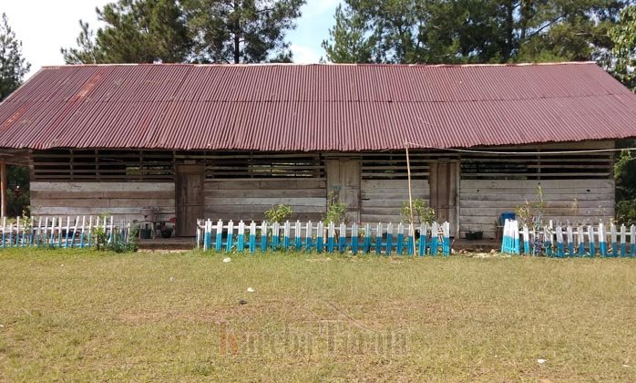 Gedung SMP di Mengkendek Ini Butuh Bantuan Anda