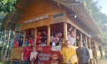 Konjen Australia Kunjungi Anak-anak Tana Toraja di Kampung Inggris Natsir Eco School Lembang Maroson
