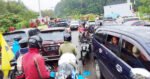 Ribuan Massa Antar Ombas-Marthen ke KPU Toraja Utara, Jalanan Macet