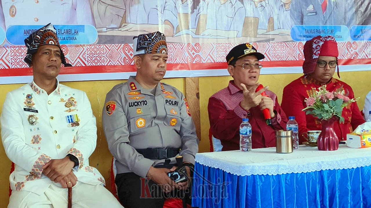 Bupati Toraja Utara Minta Satpol PP Tertibkan Aktivitas “Ma’palopas Tedong” di Jalan Umum dan Café Tak Berizin