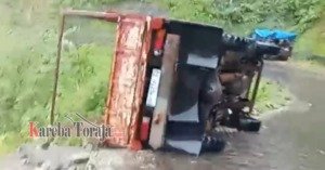 Breaking News: Truk Terbalik di Malimbong Balepe’, 1 Meninggal, 6 Luka