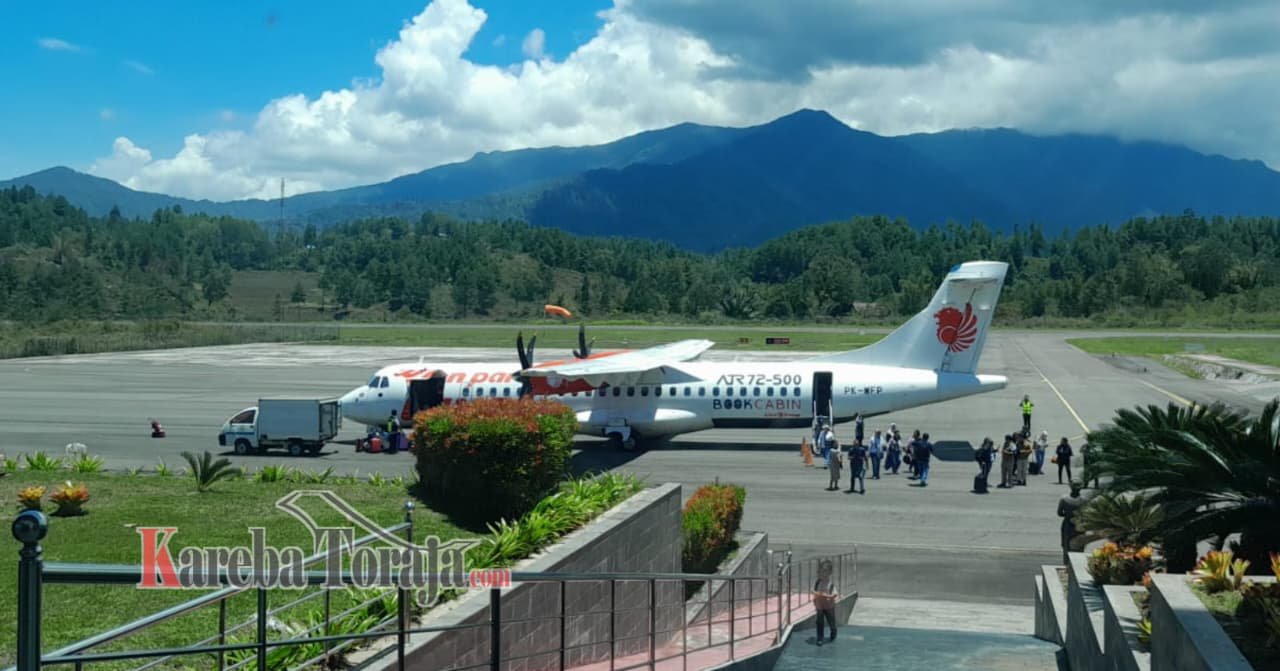 Dibuka Kembali, Penerbangan Perdana Rute Makassar – Toraja Bawa 60 Penumpang