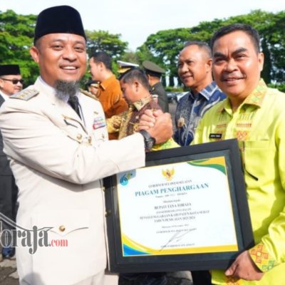 Tana Toraja Terima Penghargaan Penyelenggaraan Kabupaten/Kota Sehat Tingkat Provinsi Sulsel