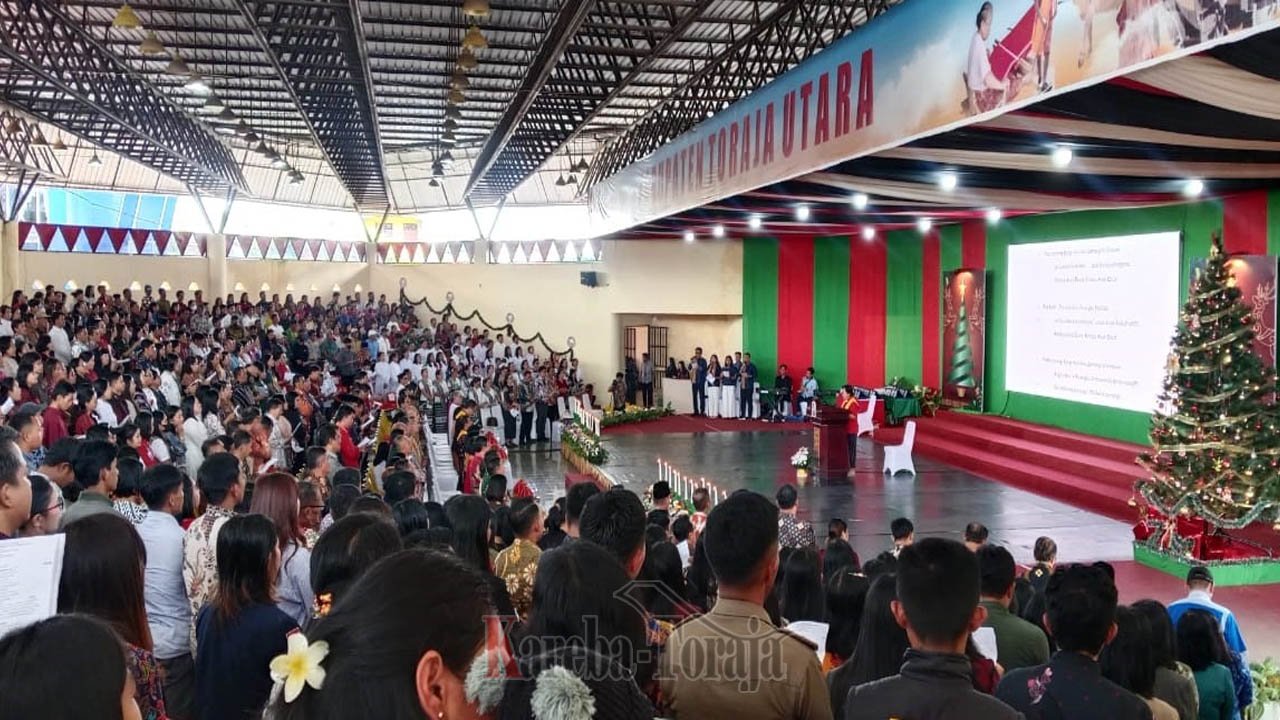 Gelar Ibadah Perayaan Natal, Pemkab dan Masyarakat Toraja Utara Dapat Banyak “Kado”
