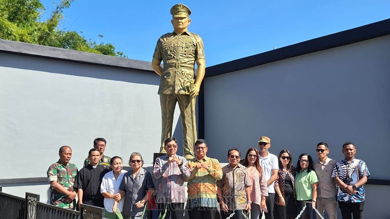 Monumen Brigjen TNI (Purn) Mesach Frans Karangan Diresmikan