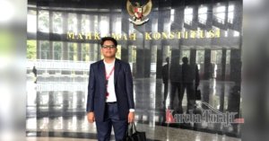 Penghapusan Dana Pensiun DPR RI oleh MK, Salah Satu Pemohon adalah Putra Toraja