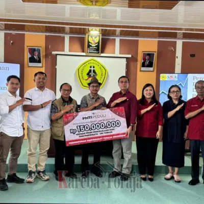 PMTI Bantu Rp 150 Juta untuk Dua Program Studi di UKI Toraja