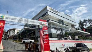 Resmi Beroperasi, Bupati Tinjau Gedung RSUD Pongtiku yang Baru di Marante