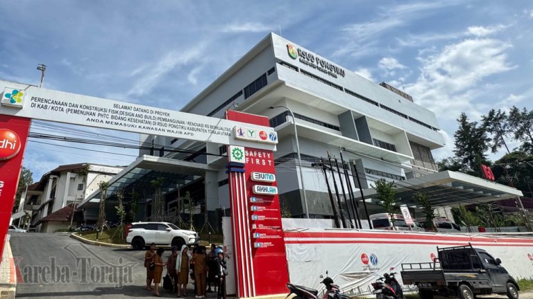 Resmi Beroperasi, Bupati Tinjau Gedung RSUD Pongtiku yang Baru di Marante