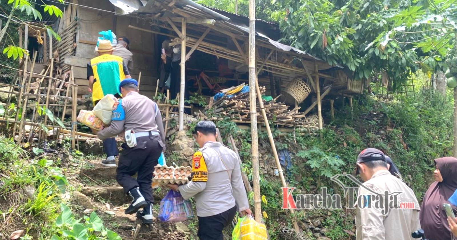 Polres Tana Toraja Salurkan Bantuan Pangan Ramadan bagi Warga Kurang Mampu