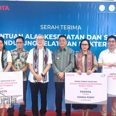 RS Elim Rantepao Terima Bantuan Alat Kesehatan dari Toyota Motor Manufacturing