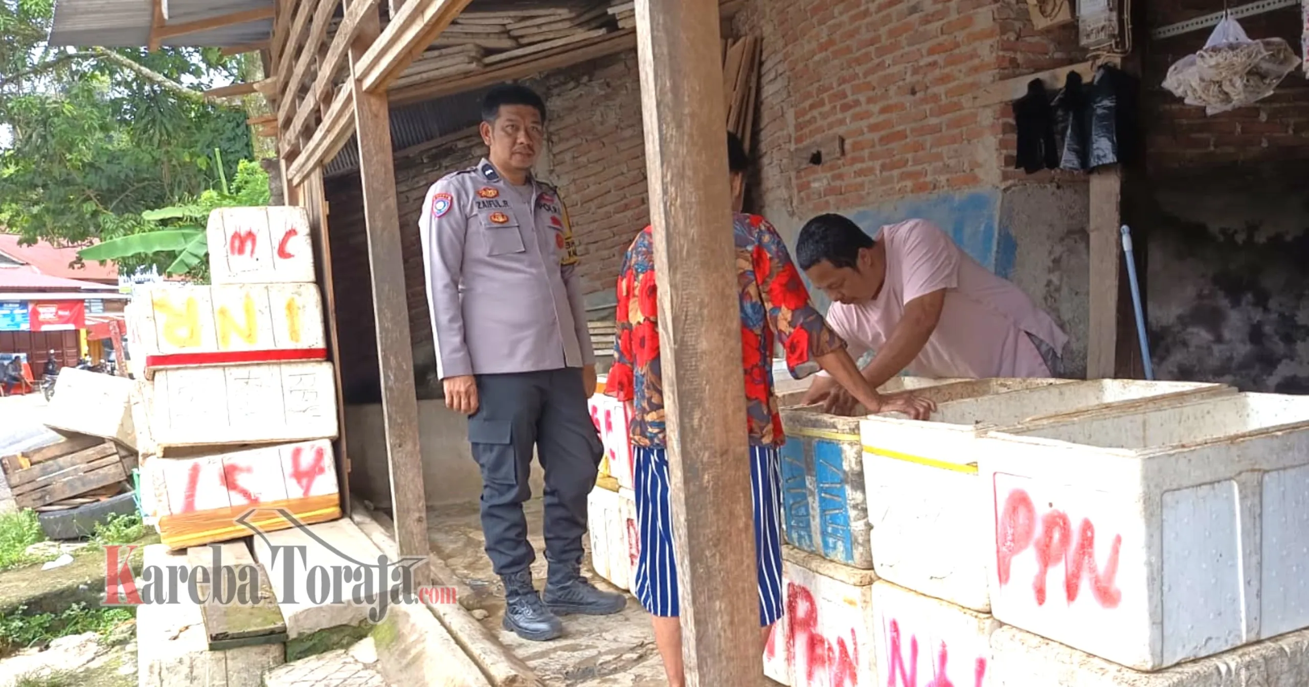 Antisipasi Pencurian, Bhabinkamtibmas Polsek Sangalla’ Imbau Warga Tingkatkan Kewaspadaan