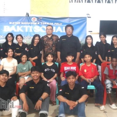 Peringati Dies Natalis Ke-13, Ikatan Mahasiswa Toraja Palu Gelar Bakti Sosial di Panti Asuhan