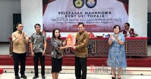 Wakil Bupati Tana Toraja Titip Program Bersih Lingkungan, Pencegahan Stunting dan Promosi Wisata ke Mahasiswa KKNT 47 UKI Toraja