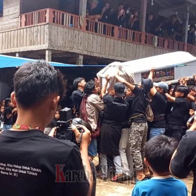 Ribuan Orang Hadiri Pemakaman Sonda, Korban Pembunuhan di Tikala, Toraja Utara