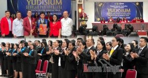 Yudisium Sekolah Pascasarjana UKI Toraja Lahirkan 58 Magister Baru
