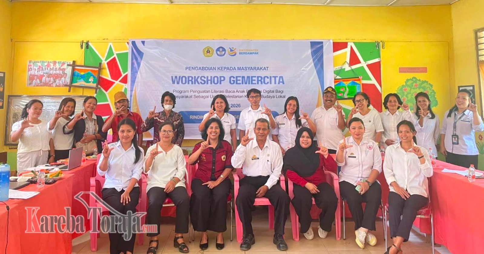 Dosen UKI Toraja Dorong Penguatan Literasi Baca Digital Anak dan Pelestarian Budaya Lokal di SDN 2 Buntao