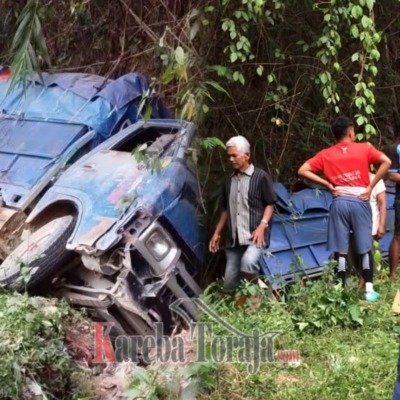 Tak Kuat Nanjak, Truk Bermuatan Kopi di Masanda Terperosok ke Parit, 1 Orang Meninggal Dunia