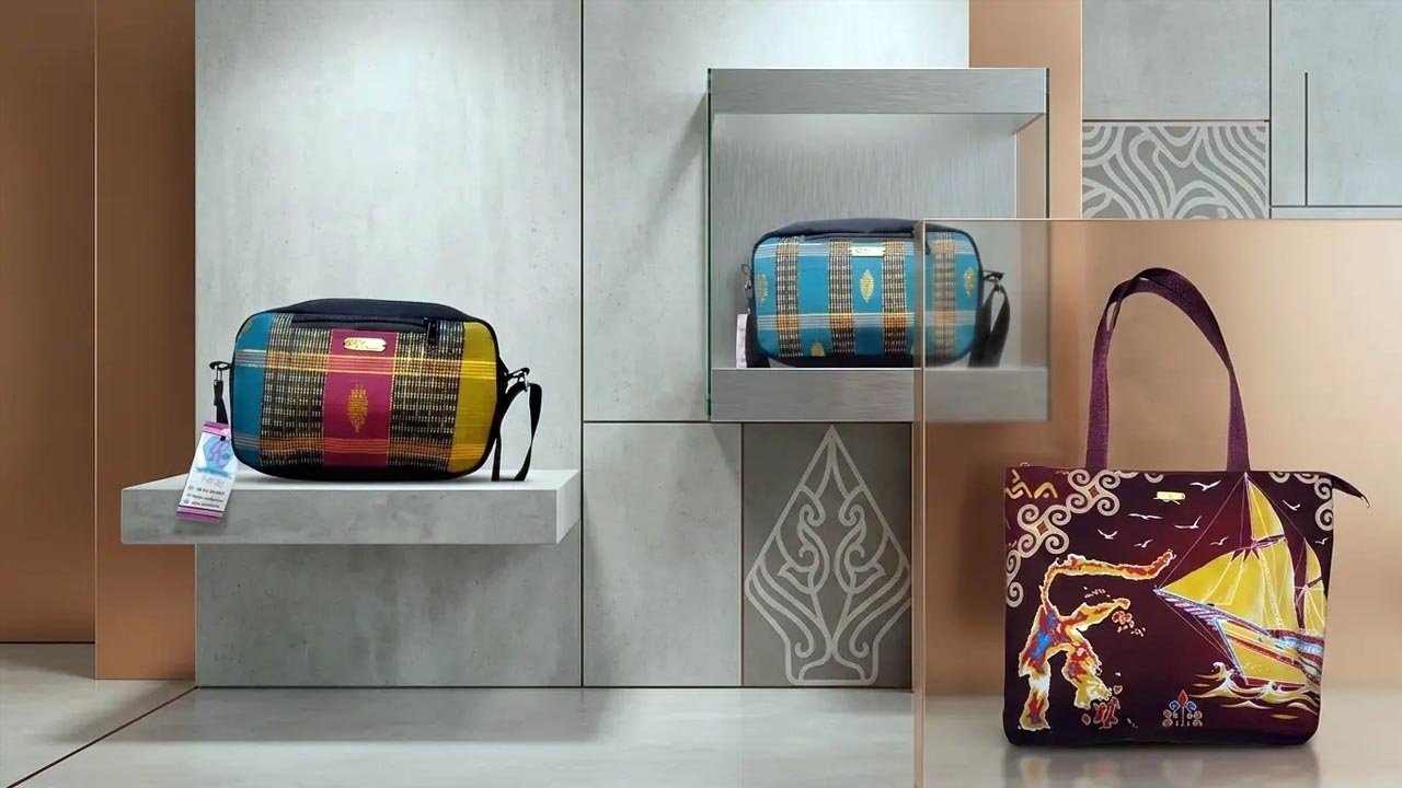 Dari Aksara Lontara Jadi Produk Fashion, UMKM Makassar Ini Tumbuh Bersama linkumkm by BRI